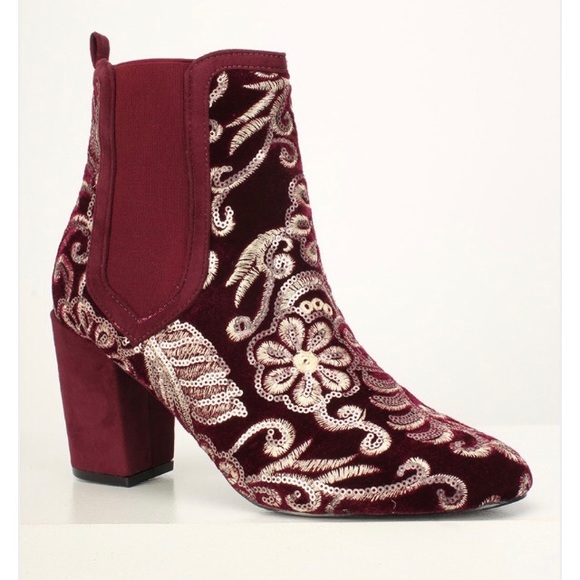 Embroidered Chunky Heel Velvet Booties - Picture 2 of 5